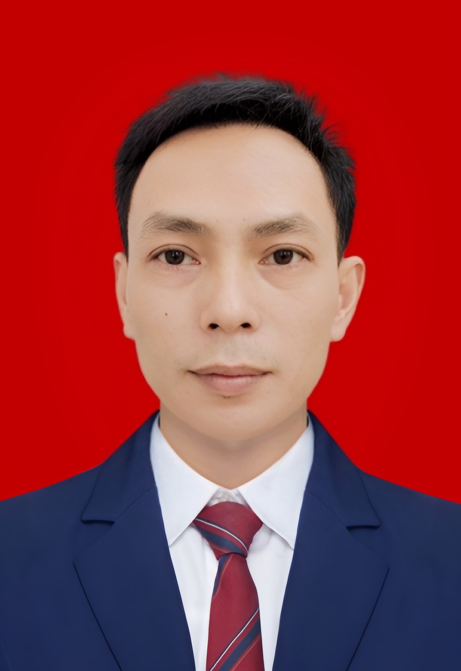 工会主席、消防保卫科主任 陈海